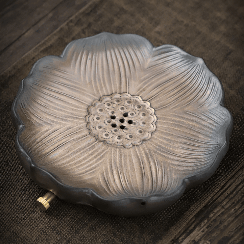 Retro Gilded Ceramic [Lotus] Storage Tea Tray - YIQIN TEA HOUSE | yiqinteahouse.com | retro gilded, tea tray, teaware