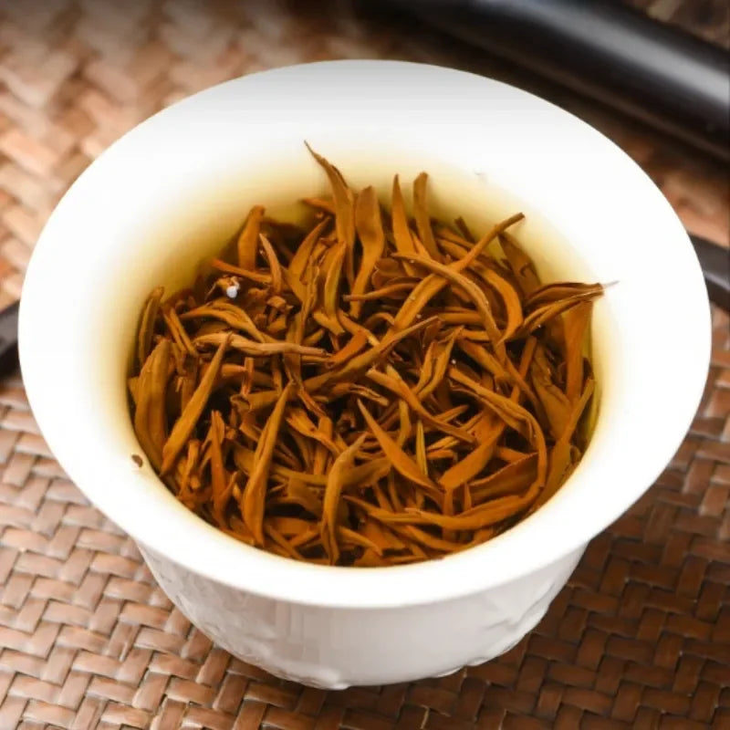 Wuyi [Jin Jun Mei] Flora Aroma Black Tea Canned Gift Set 250/500g - YIQIN TEA HOUSE | yiqinteahouse.com | black tea, jin jun mei, tea