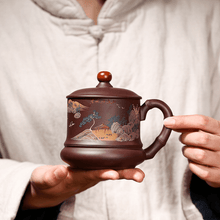 將圖片載入圖庫檢視器 Yixing Purple Clay Tea Mug [Good Luck] | 宜兴紫砂泥绘山水 [鸿运当头] 盖杯 - YIQIN TEA HOUSE 一沁茶舍  |  yiqinteahouse.com
