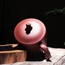 Muat gambar ke penampil Galeri, Yixing Purple Clay Tea Mug [Plum Blossom] | 宜兴紫砂手绘 [暗香梅花] 盖杯 - YIQIN TEA HOUSE 一沁茶舍  |  yiqinteahouse.com
