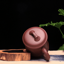 Load image into Gallery viewer, Yixing Purple Clay Tea Mug [Qingfeng Bamboo] | 宜兴紫砂泥绘 [清风竹段] 盖杯 - YIQIN TEA HOUSE 一沁茶舍  |  yiqinteahouse.com
