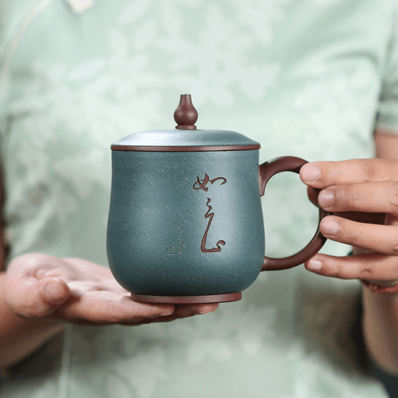 Yixing Purple Clay Tea Mug [Ruyi] | 宜兴紫砂泥绘 [如意] 盖杯 - YIQIN TEA HOUSE 一沁茶舍  |  yiqinteahouse.com