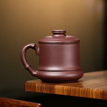 Load image into Gallery viewer, Yixing Purple Clay Tea Mug with Filter [Bamboo] | 宜兴紫砂刻绘 [竹韵] (带茶滤)盖杯 - YIQIN TEA HOUSE 一沁茶舍  |  yiqinteahouse.com
