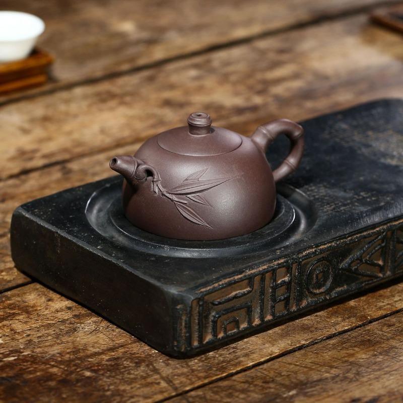 Yixing Purple Clay Teapot [Bamboo Half Moon] | 宜兴紫砂壶 原矿紫泥 [竹节半月] - YIQIN TEA HOUSE 一沁茶舍 | yiqinteahouse.com