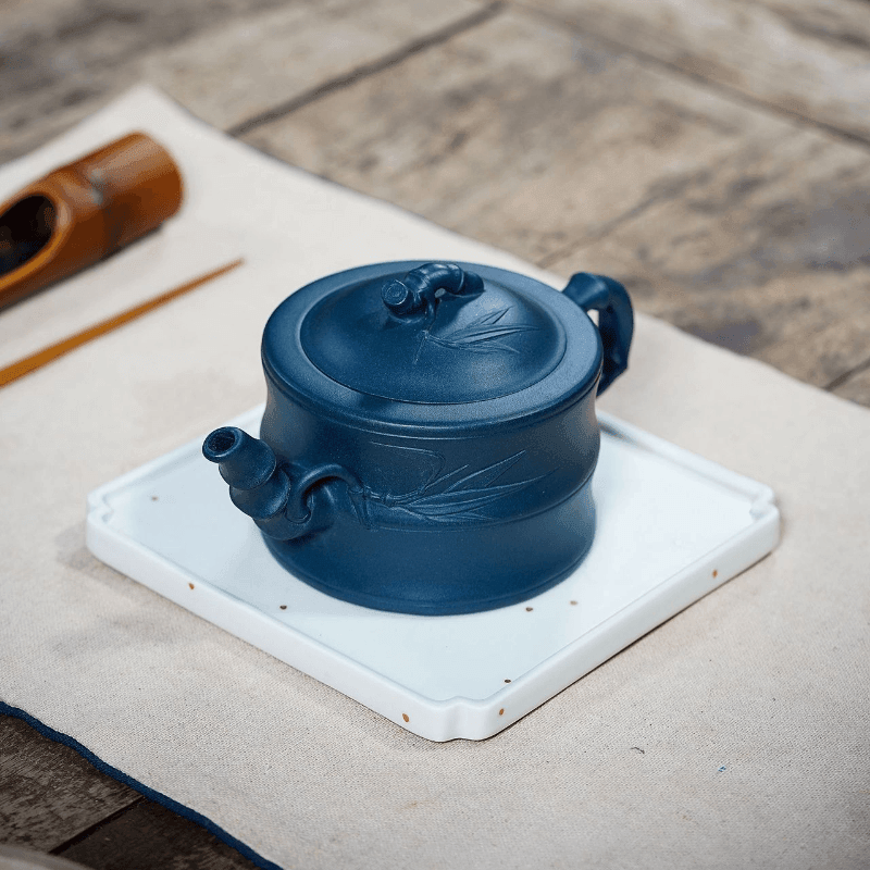 Yixing Purple Clay Teapot [Bamboo] | 宜兴紫砂壶 原矿天青泥 [竹节] - YIQIN TEA HOUSE 一沁茶舍  |  yiqinteahouse.com