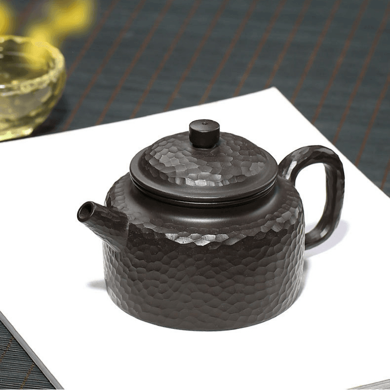 Yixing Purple Clay Teapot [Diamond De Zhong] | 宜兴紫砂壶 原黑泥 [钻面德钟] - YIQIN TEA HOUSE 一沁茶舍  |  yiqinteahouse.com