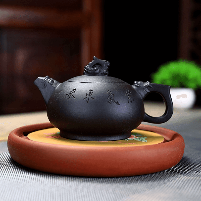 Yixing Purple Clay Teapot [Dragon] | 宜兴紫砂壶 原矿黑泥 [盘龙] - YIQIN TEA HOUSE 一沁茶舍  |  yiqinteahouse.com