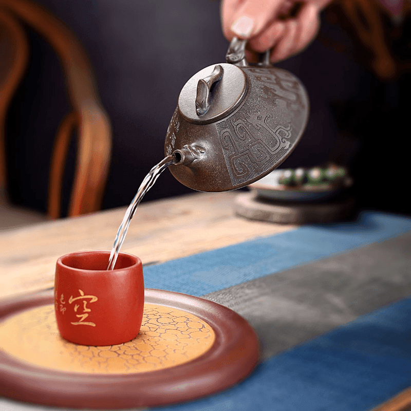 Yixing Purple Clay Teapot [Dragon Piao] | 宜兴紫砂壶 古铜泥 [龙瓢] - YIQIN TEA HOUSE 一沁茶舍  |  yiqinteahouse.com