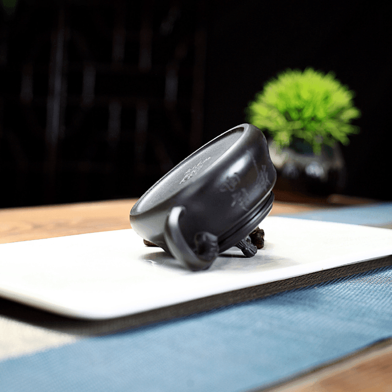 Yixing Purple Clay Teapot [Lion Pot] | 宜兴紫砂壶 原矿石黄 [尊狮] - YIQIN TEA HOUSE 一沁茶舍  |  yiqinteahouse.com