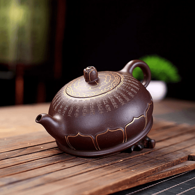 Yixing Purple Clay Teapot [Lotus] | 宜兴紫砂壶 精品老紫泥 [佛莲] - YIQIN TEA HOUSE 一沁茶舍  |  yiqinteahouse.com