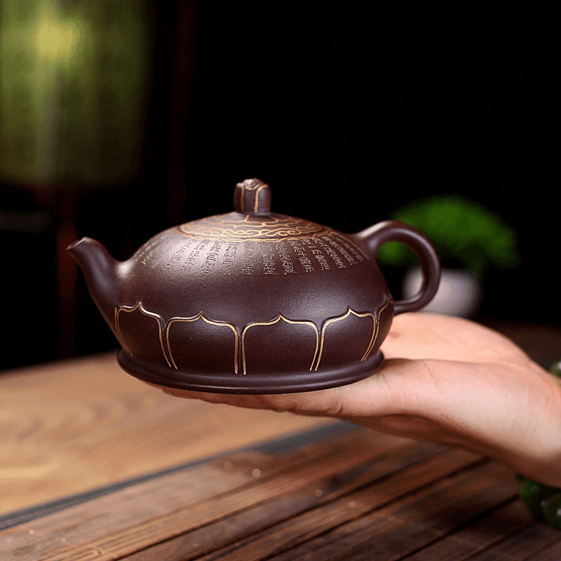 Yixing Purple Clay Teapot [Lotus] | 宜兴紫砂壶 精品老紫泥 [佛莲] - YIQIN TEA HOUSE 一沁茶舍  |  yiqinteahouse.com