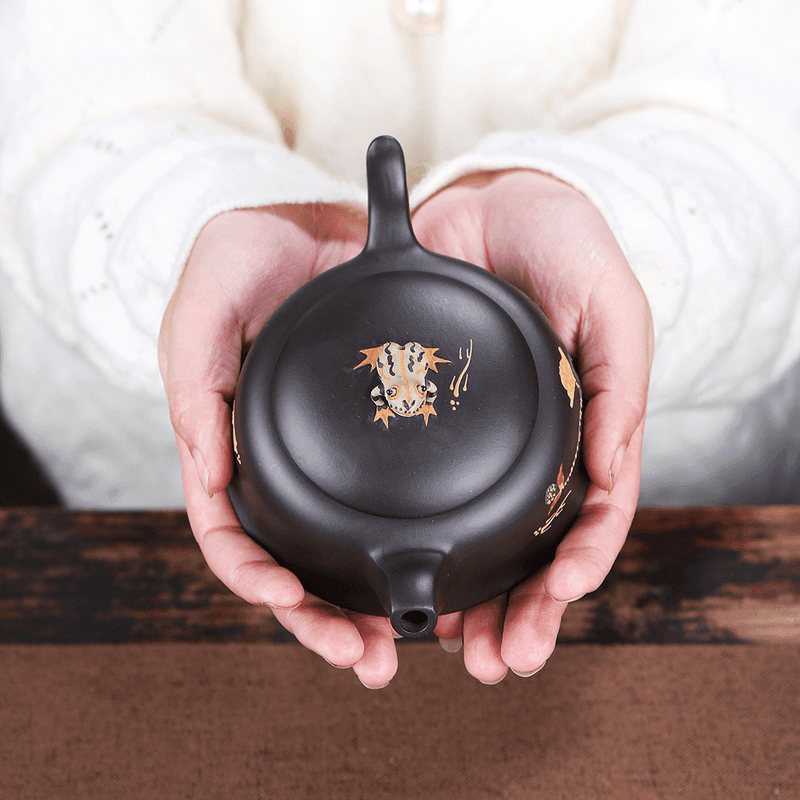 Yixing Purple Clay Teapot [Lotus Pond Moonlight] Set | 宜兴紫砂壶 原矿黑朱泥 [荷塘月色] 茶壶套装 - YIQIN TEA HOUSE 一沁茶舍  |  yiqinteahouse.com