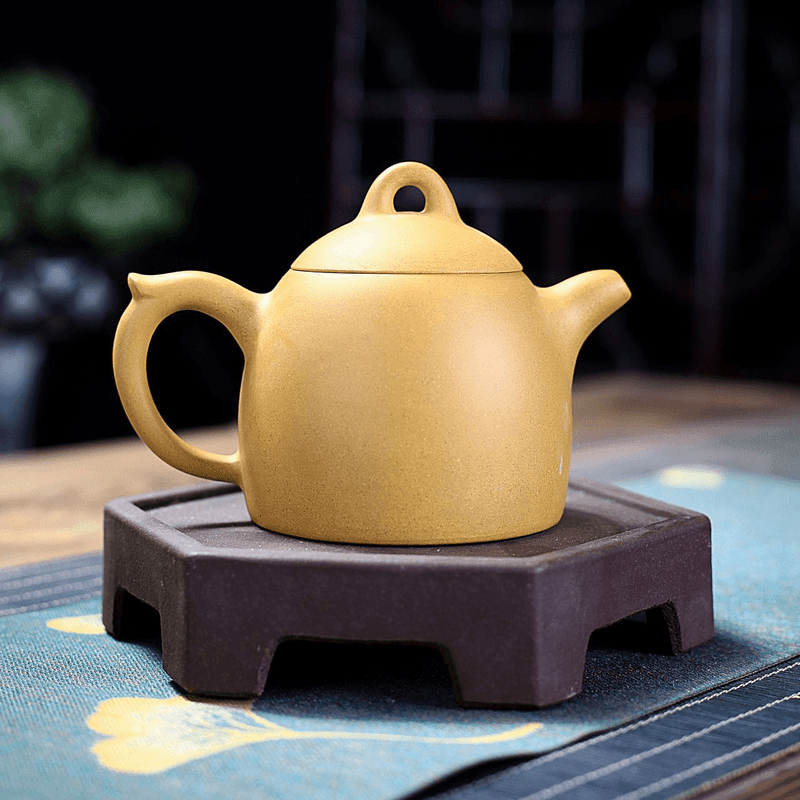 Yixing Purple Clay Teapot [Qinqu Qinquan] | 宜兴紫砂壶 原矿段泥 [清趣秦权] - YIQIN TEA HOUSE 一沁茶舍  |  yiqinteahouse.com