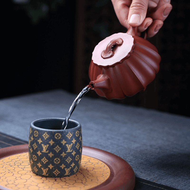 Yixing Purple Clay Teapot [Ribbed Shi Piao] | 宜兴紫砂壶 原矿大红袍 [筋纹石瓢] - YIQIN TEA HOUSE 一沁茶舍  |  yiqinteahouse.com
