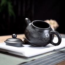 Load image into Gallery viewer, Yixing Purple Clay Teapot [Shanshui Pun Pot] | 宜兴紫砂壶 原矿石黄料 [山水潘壶] - YIQIN TEA HOUSE 一沁茶舍  |  yiqinteahouse.com
