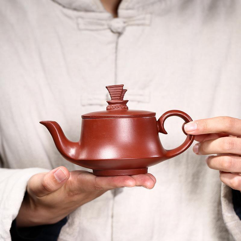 Yixing Purple Clay Teapot [Smooth & Fine] | 宜兴紫砂壶 原矿大红袍泥 [一帆风顺] - YIQIN TEA HOUSE 一沁茶舍 | yiqinteahouse.com