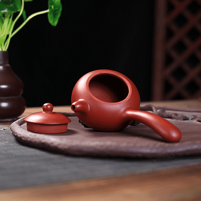 Yixing Purple Clay Teapot [Tang Yu Xishi] | 宜兴紫砂壶 原矿大红袍 [唐羽西施] 200ml - YIQIN TEA HOUSE 一沁茶舍  |  yiqinteahouse.com