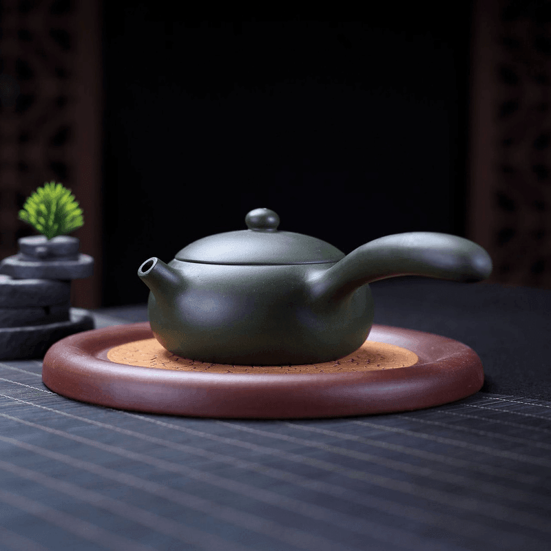 Yixing Purple Clay Teapot [Tangyu Xishi] | 宜兴紫砂壶 原矿绿泥 [唐羽西施] 230ml - YIQIN TEA HOUSE 一沁茶舍  |  yiqinteahouse.com
