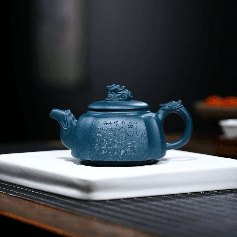 Yixing Purple Clay Teapot [The Dragon] | 宜兴紫砂壶 原矿天青泥 [龙行天下] - YIQIN TEA HOUSE 一沁茶舍 | yiqinteahouse.com