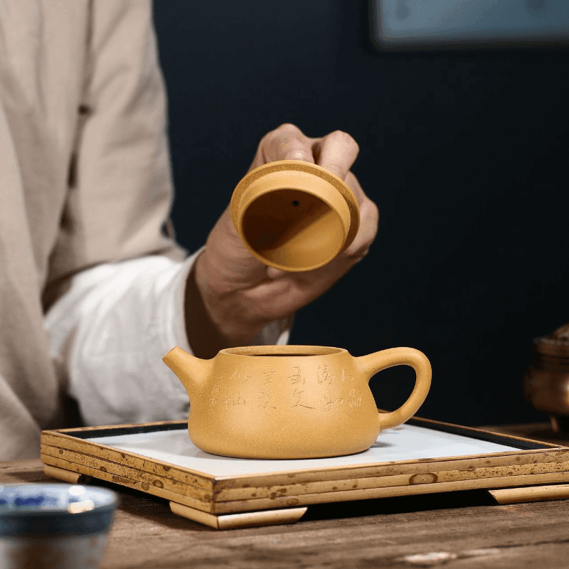 Yixing Purple Clay Teapot [Yuzhu] | 宜兴紫砂壶 原矿黄金段泥 [玉柱] - YIQIN TEA HOUSE 一沁茶舍  |  yiqinteahouse.com