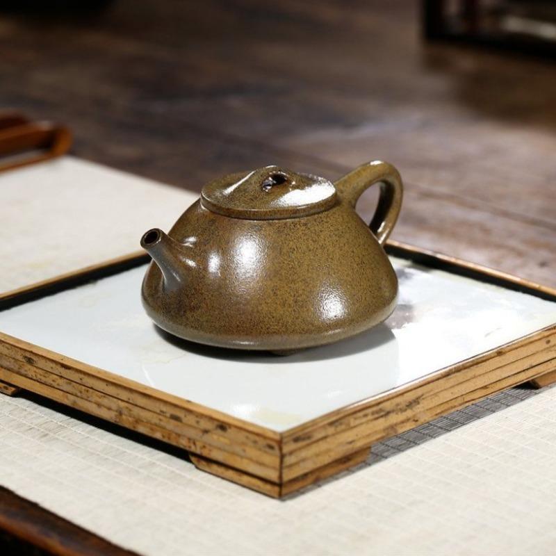 Yixing Purple Clay Teapot [Ziye Shi Piao] | 宜兴紫砂壶 段泥柴烧 [子冶石瓢] - YIQIN TEA HOUSE 一沁茶舍 | yiqinteahouse.com