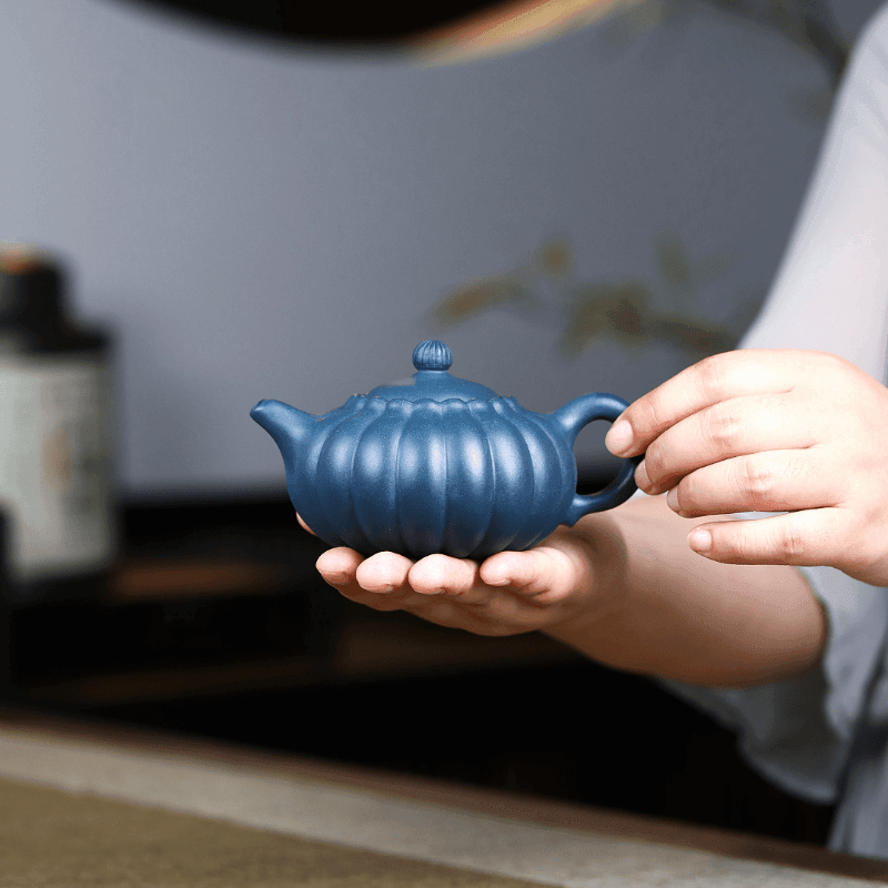 Yixing Zisha Teapot [Chrysanthemum Pot] (Tian Qing Ni - 200ml) - YIQIN TEA HOUSE | yiqinteahouse.com | 200-300ml, teapot, teaware, zisha teapot