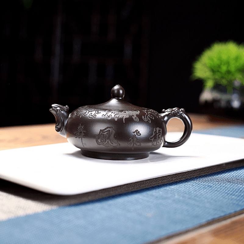 Yixing Zisha Teapot [Dancing Dragon] (Hei Ni - 220ml) - YIQIN TEA HOUSE | yiqinteahouse.com | 200-300ml, teapot, teaware, zisha teapot