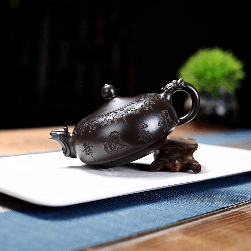 Yixing Zisha Teapot [Dancing Dragon] (Hei Ni - 220ml) - YIQIN TEA HOUSE | yiqinteahouse.com | 200-300ml, teapot, teaware, zisha teapot