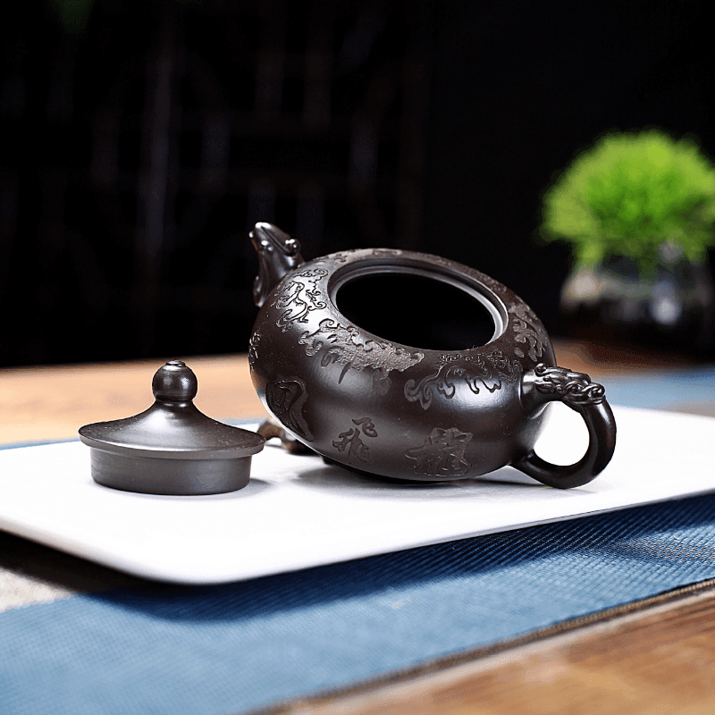 Yixing Zisha Teapot [Dancing Dragon] (Hei Ni - 220ml) - YIQIN TEA HOUSE | yiqinteahouse.com | 200-300ml, teapot, teaware, zisha teapot