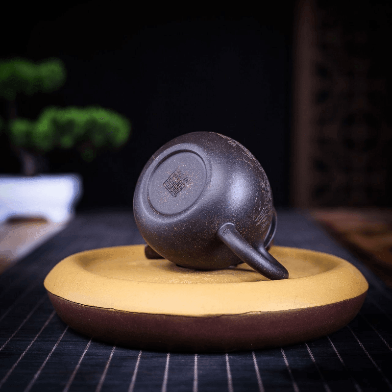 Yixing Zisha Teapot [Dragon Egg] (Hei Jin Sha - 170ml) - YIQIN TEA HOUSE | yiqinteahouse.com | <200ml, teapot, teaware, zisha teapot