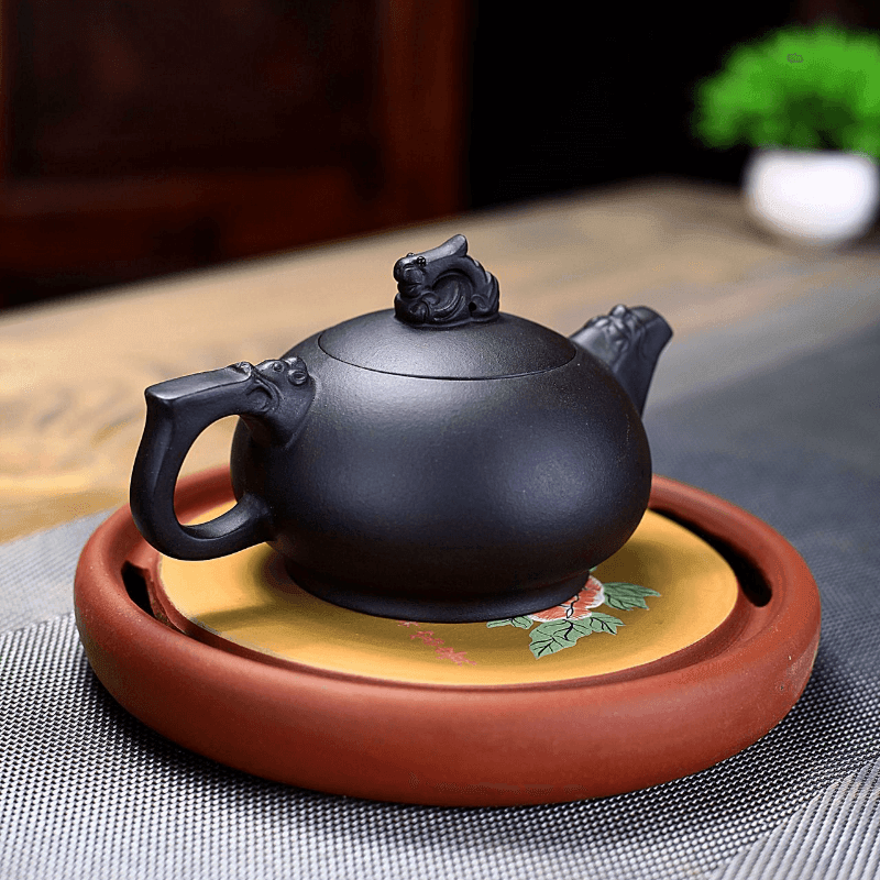 Yixing Zisha Teapot [Dragon] (Hei Ni - 280ml) - YIQIN TEA HOUSE | yiqinteahouse.com | 200-300ml, teapot, teaware, zisha teapot