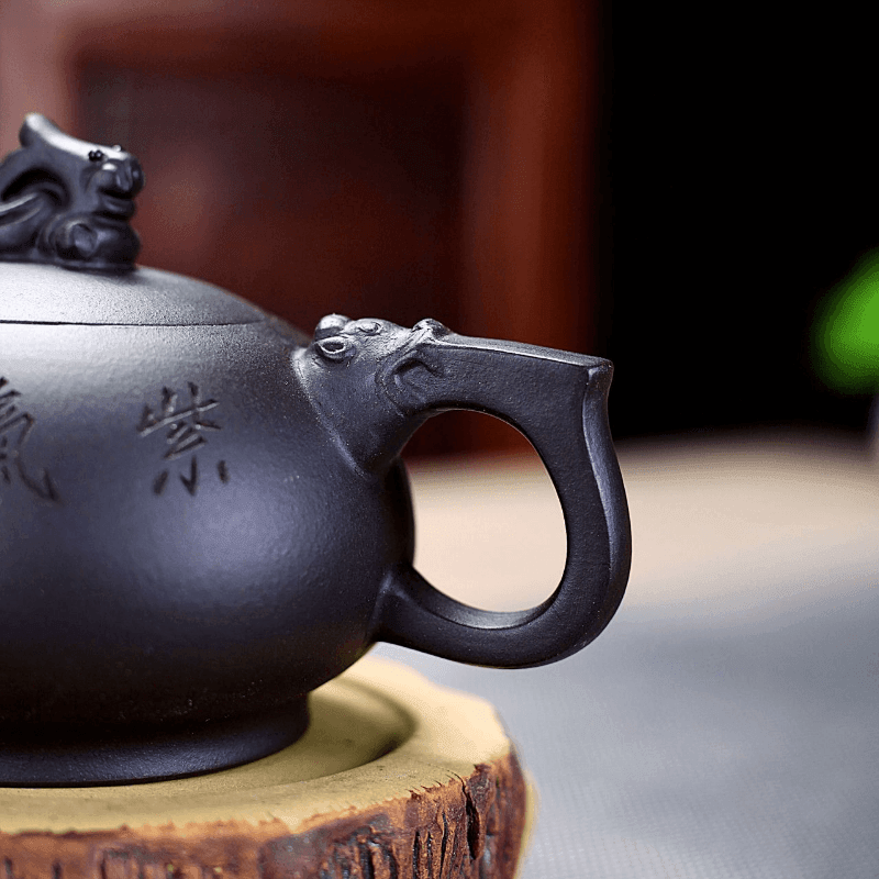 Yixing Zisha Teapot [Dragon] (Hei Ni - 280ml) - YIQIN TEA HOUSE | yiqinteahouse.com | 200-300ml, teapot, teaware, zisha teapot