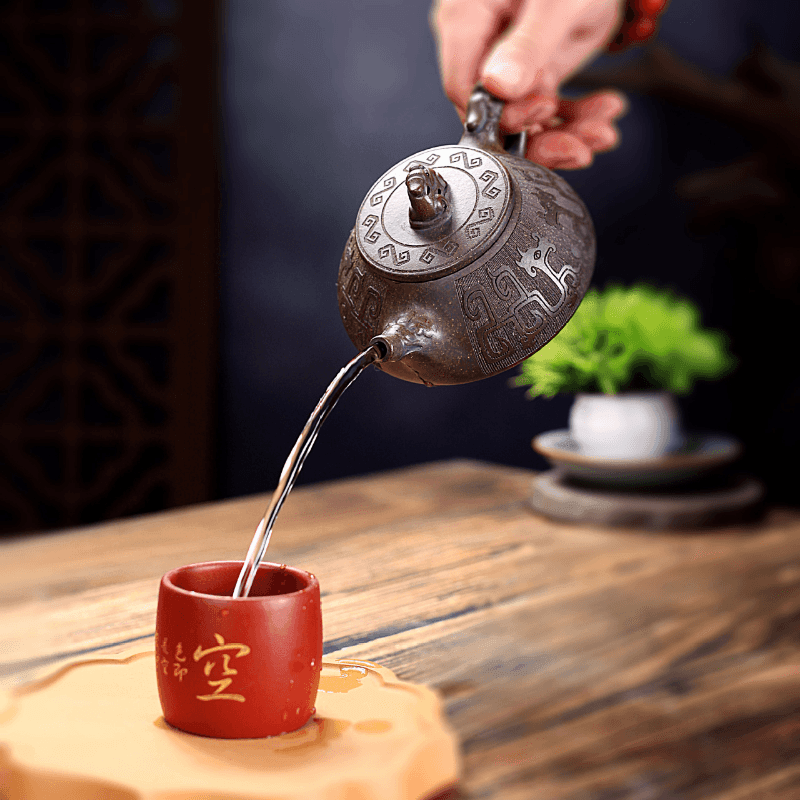 Yixing Zisha Teapot [Dragon Shi Piao] (Gu Tong Ni - 300ml) - YIQIN TEA HOUSE | yiqinteahouse.com | 200-300ml, new arrival, teapot, teaware, zisha teapot