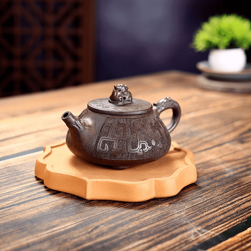 Yixing Zisha Teapot [Dragon Shi Piao] (Gu Tong Ni - 300ml) - YIQIN TEA HOUSE | yiqinteahouse.com | 200-300ml, new arrival, teapot, teaware, zisha teapot