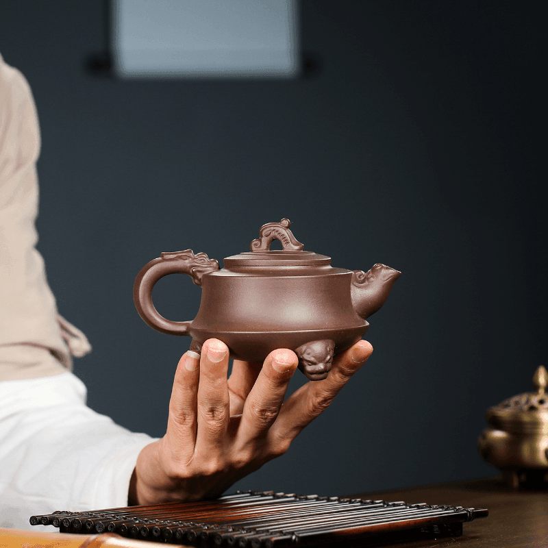 Yixing Zisha Teapot [Dragon Tripod] (Zi Ni - 290ml) - YIQIN TEA HOUSE | yiqinteahouse.com | 200-300ml, teapot, teaware, zisha teapot