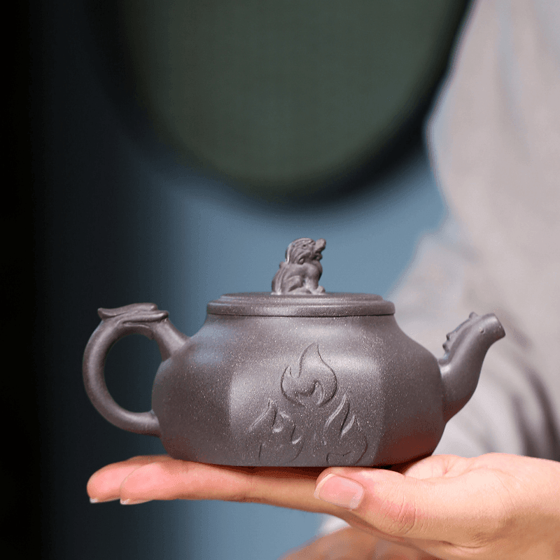 Yixing Zisha Teapot [Flame Pot] (Qinghui Ni - 200ml) - YIQIN TEA HOUSE | yiqinteahouse.com | 200-300ml, teapot, teaware, zisha teapot