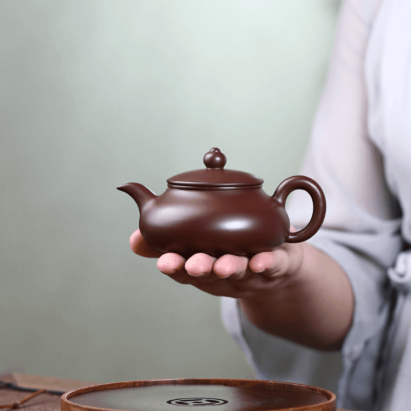 Yixing Zisha Teapot [Flat Horizontal] (Zi Zhu Ni - 160ml) - YIQIN TEA HOUSE | yiqinteahouse.com | <200ml, teapot, teaware, zisha teapot