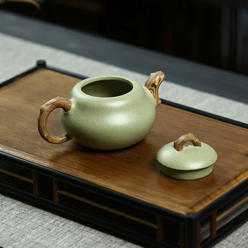 Yixing Zisha Teapot [Gourd] (Douqing Sha/Jiao Ni - 240ml) - YIQIN TEA HOUSE | yiqinteahouse.com | 200-300ml, new arrival, teapot, teaware, zisha teapot