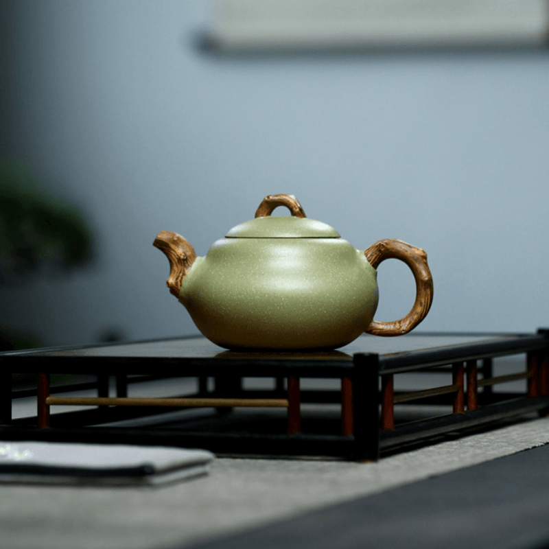 Yixing Zisha Teapot [Gourd] (Douqing Sha/Jiao Ni - 240ml) - YIQIN TEA HOUSE | yiqinteahouse.com | 200-300ml, new arrival, teapot, teaware, zisha teapot