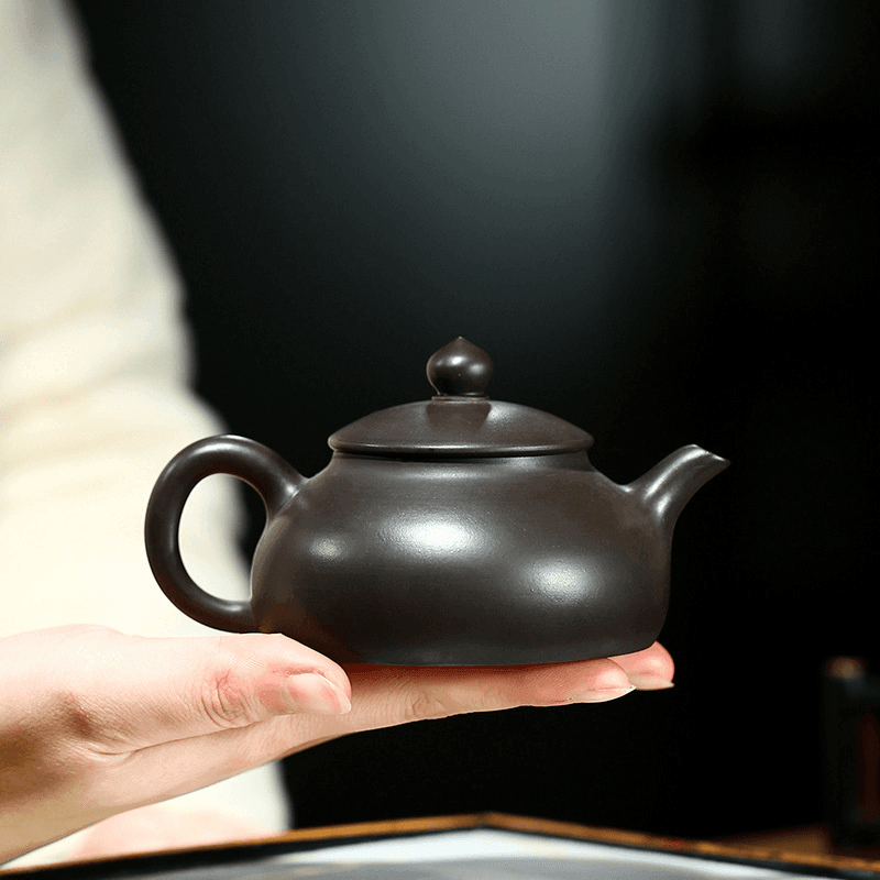 Yixing Zisha Teapot [Han Bian] (Hei Zhu Ni - 190ml) - YIQIN TEA HOUSE | yiqinteahouse.com | <200ml, teapot, teaware, zisha teapot