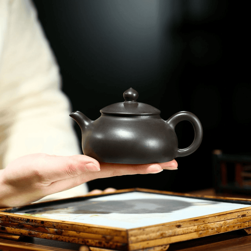 Yixing Zisha Teapot [Han Bian] (Hei Zhu Ni - 190ml) - YIQIN TEA HOUSE | yiqinteahouse.com | <200ml, teapot, teaware, zisha teapot