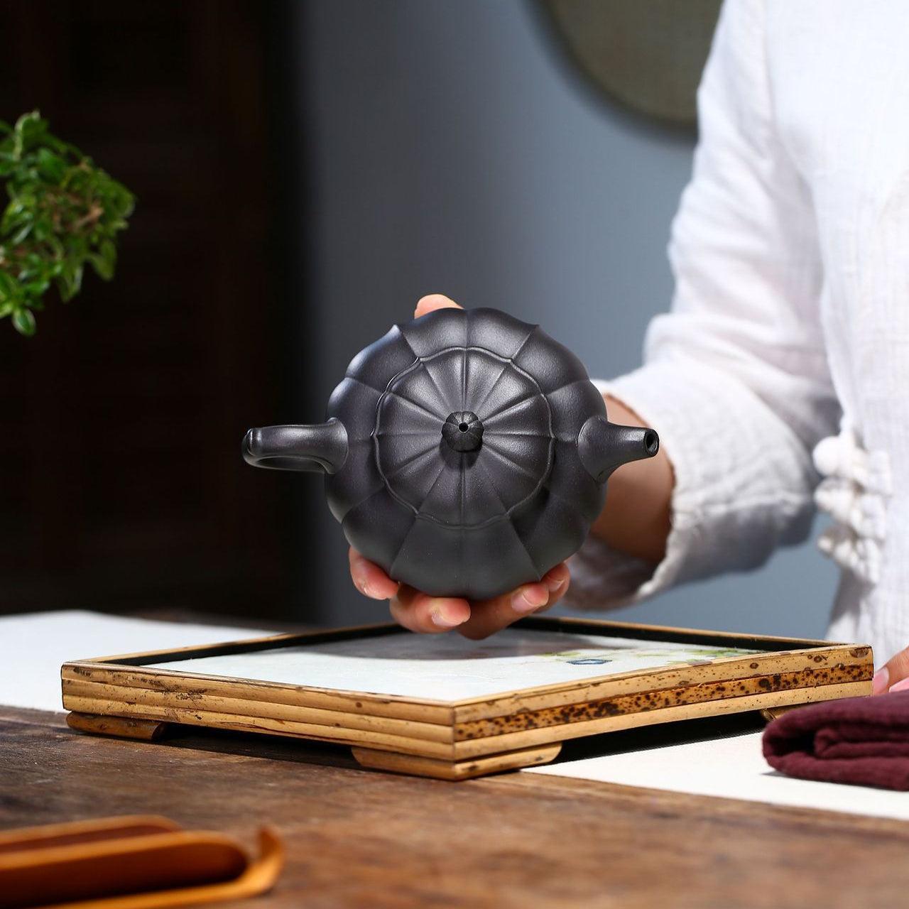 Yixing Zisha Teapot [Jin Nang Bian Zhong] (Hei Ni - 250ml) - YIQIN TEA HOUSE | yiqinteahouse.com | 200-300ml, new arrival, teapot, teaware, zisha teapot