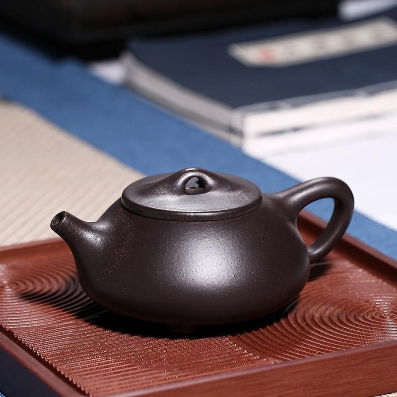 Yixing Zisha Teapot [Jingzhou Shi Piao] (Hei Jin Sha/Dahongpao - 240/210ml) - YIQIN TEA HOUSE | yiqinteahouse.com | 200-300ml, teapot, teapot hot picks, teaware, zisha teapot