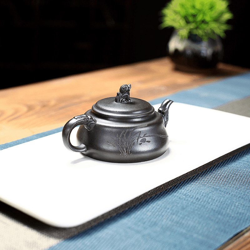 Yixing Zisha Teapot [Lion Pot] (Shi Huang - 180ml) - YIQIN TEA HOUSE | yiqinteahouse.com | <200ml, new arrival, teapot, teaware, zisha teapot