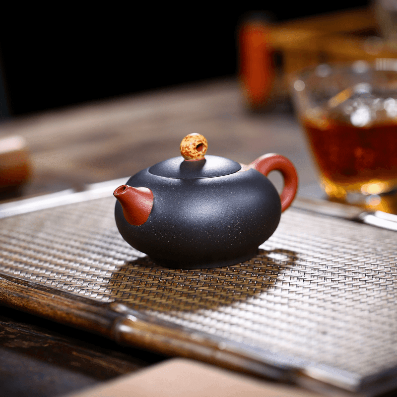 Yixing Zisha Teapot [Little Moon Shadow] (Hei Ni/Jiao Ni - 150ml) - YIQIN TEA HOUSE | yiqinteahouse.com | <200ml, new arrival, teapot, teaware, zisha teapot