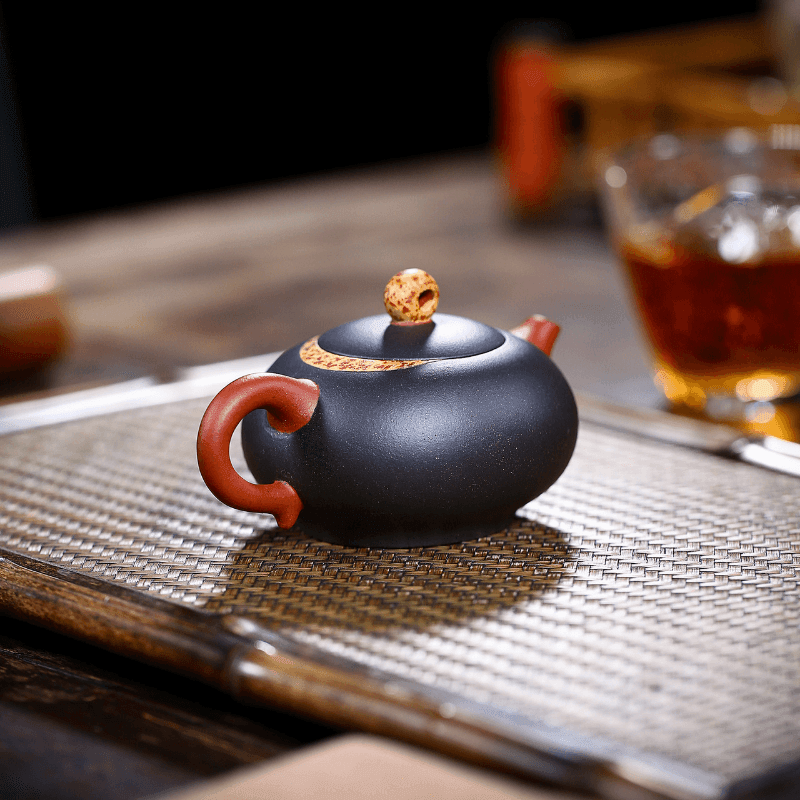 Yixing Zisha Teapot [Little Moon Shadow] (Hei Ni/Jiao Ni - 150ml) - YIQIN TEA HOUSE | yiqinteahouse.com | <200ml, new arrival, teapot, teaware, zisha teapot