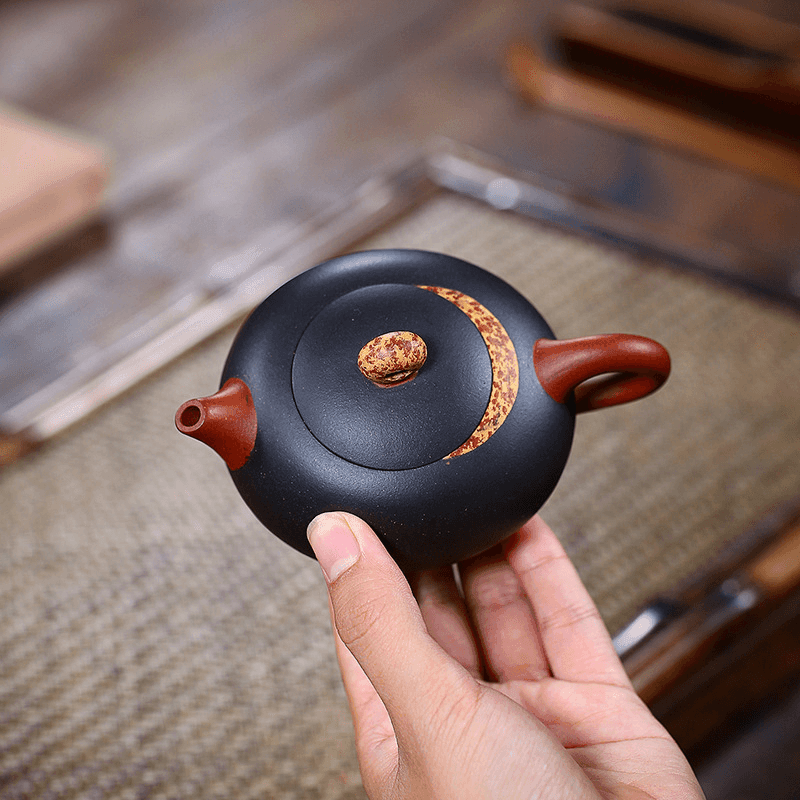 Yixing Zisha Teapot [Little Moon Shadow] (Hei Ni/Jiao Ni - 150ml) - YIQIN TEA HOUSE | yiqinteahouse.com | <200ml, new arrival, teapot, teaware, zisha teapot