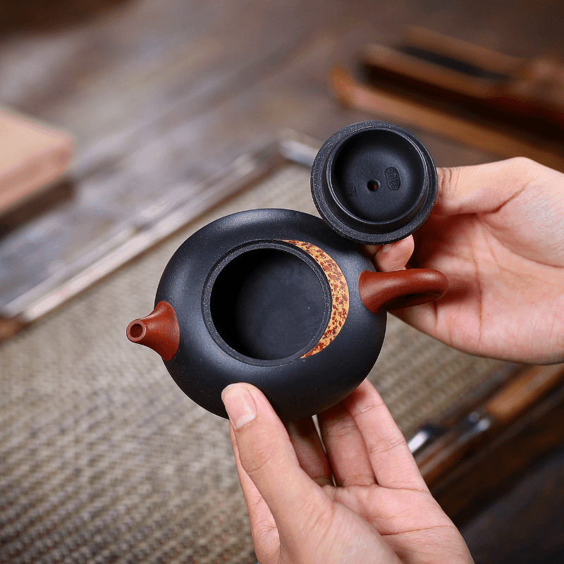 Yixing Zisha Teapot [Little Moon Shadow] (Hei Ni/Jiao Ni - 150ml) - YIQIN TEA HOUSE | yiqinteahouse.com | <200ml, new arrival, teapot, teaware, zisha teapot