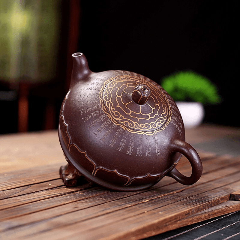 Yixing Purple Clay Teapot [Lotus] | 宜兴紫砂壶 精品老紫泥 [佛莲] - YIQIN TEA HOUSE 一沁茶舍  |  yiqinteahouse.com