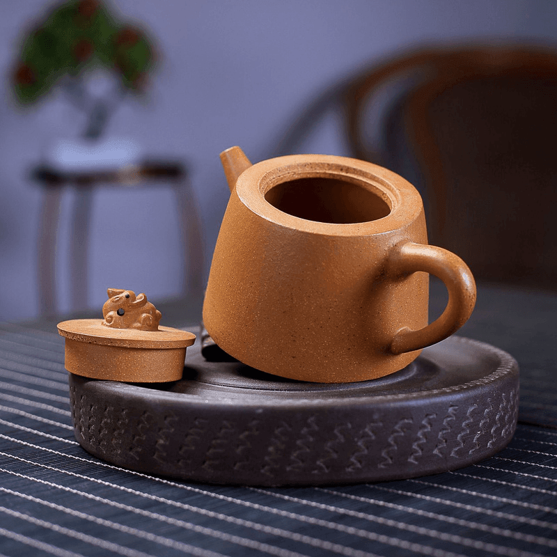 Yixing Zisha Teapot [Mascot] (Duan Ni - 240ml) - YIQIN TEA HOUSE | yiqinteahouse.com | 200-300ml, teapot, teaware, zisha teapot